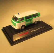 H0 VW Bus T2 1972 Polizei, grün/weiß, Fertigmodell